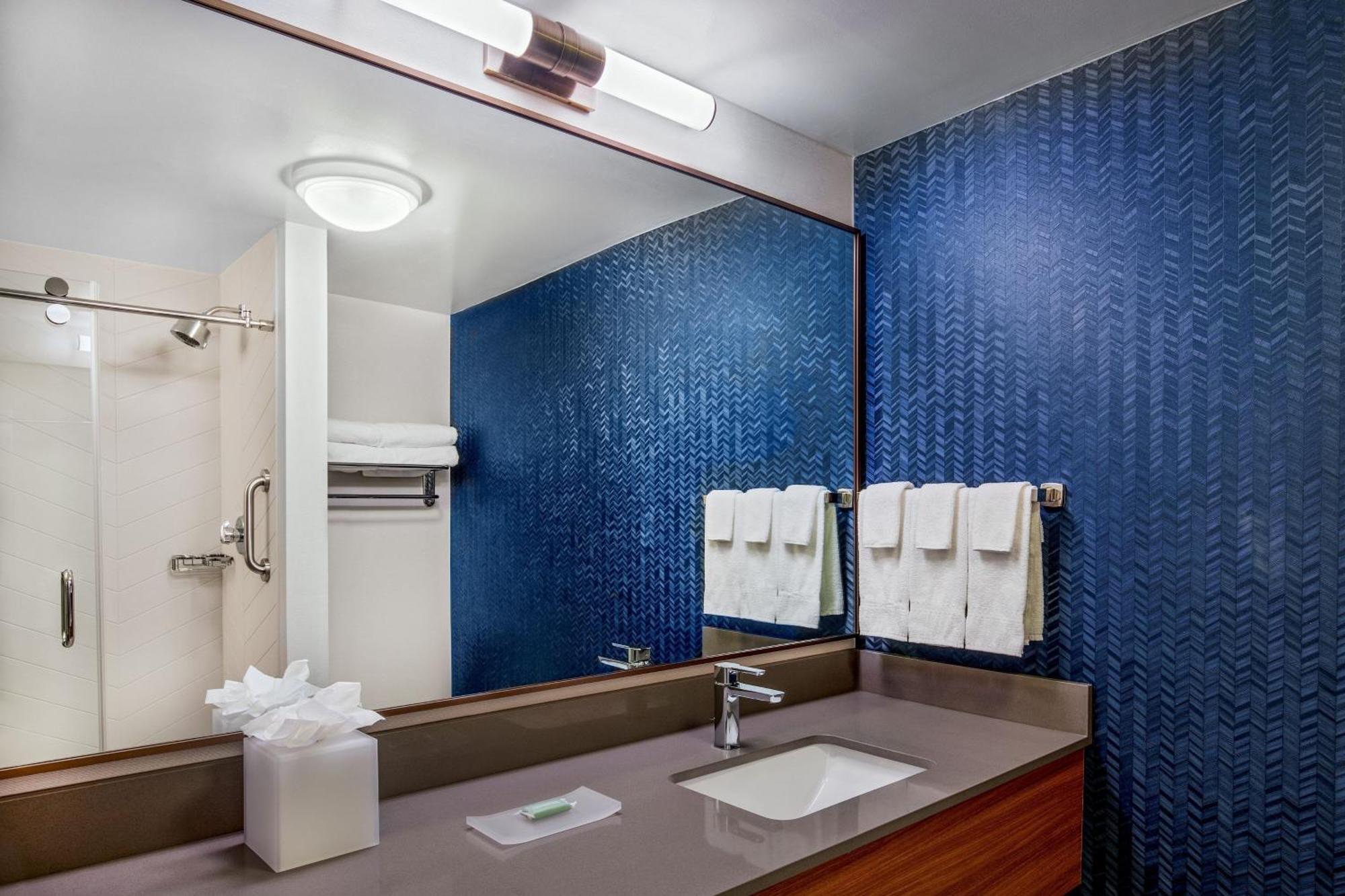 Fairfield Inn & Suites By Marriott Brunswick Freeport Экстерьер фото