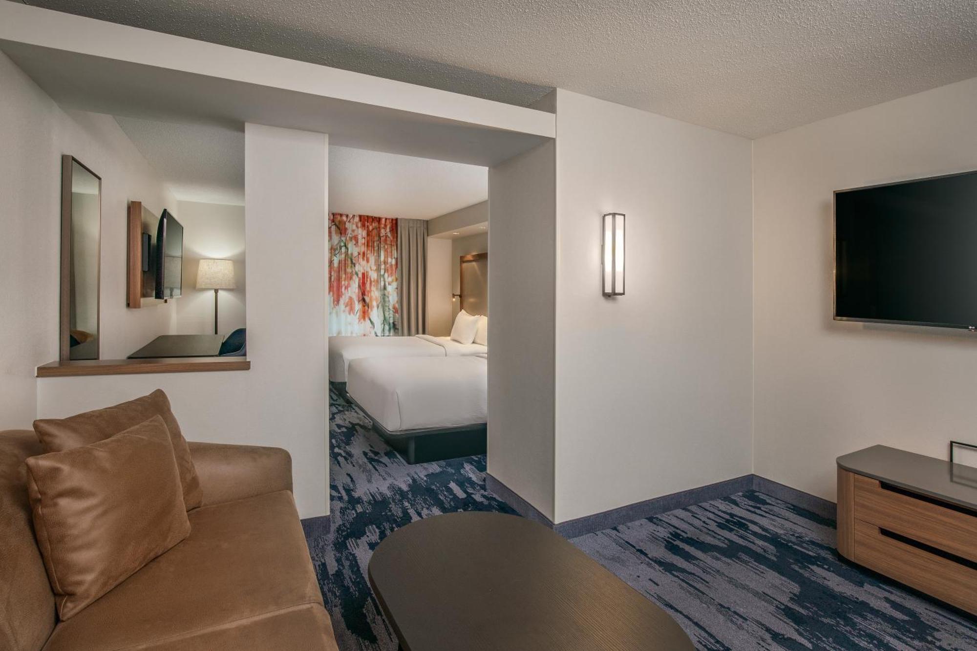 Fairfield Inn & Suites By Marriott Brunswick Freeport Экстерьер фото