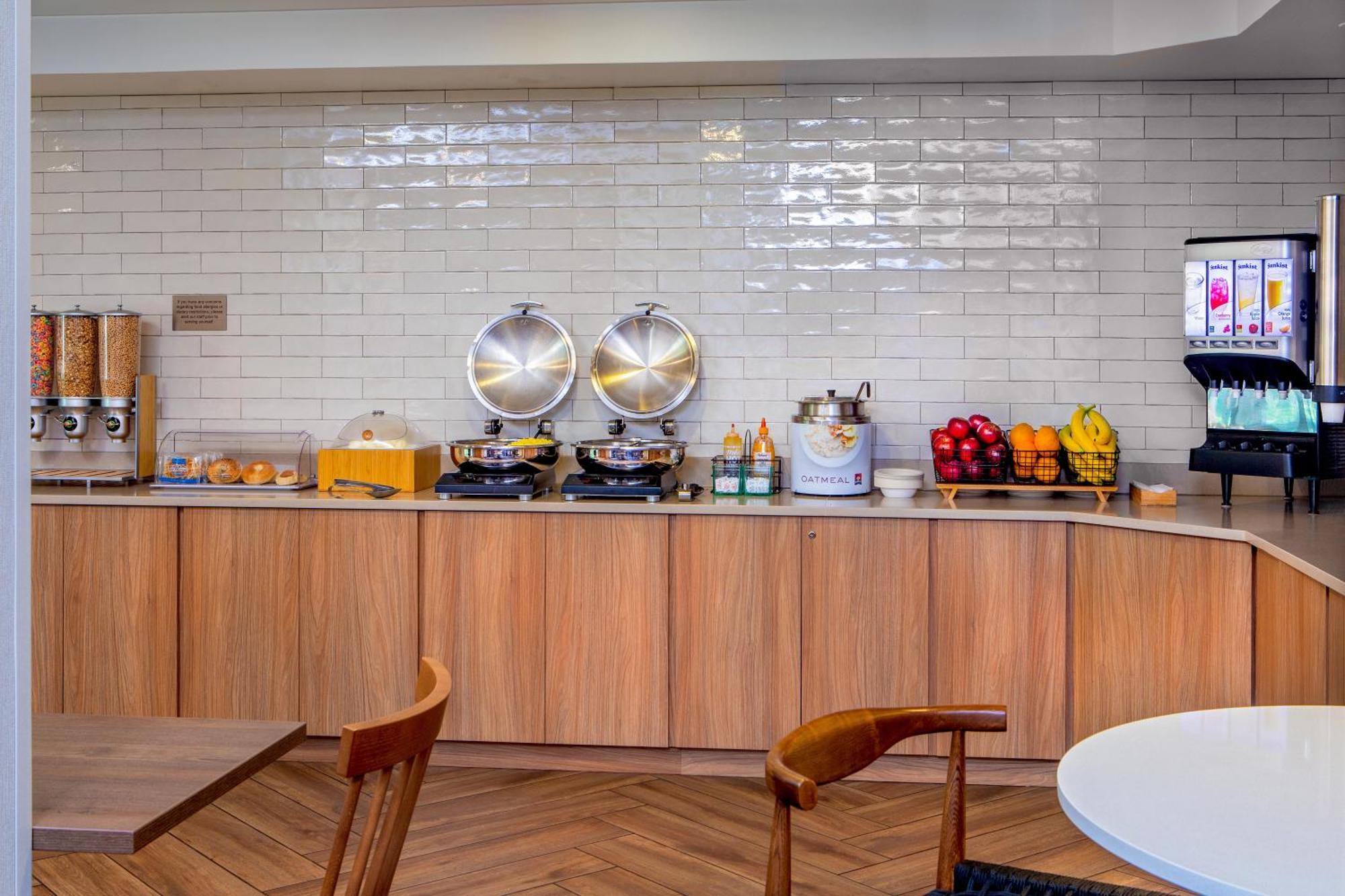 Fairfield Inn & Suites By Marriott Brunswick Freeport Экстерьер фото